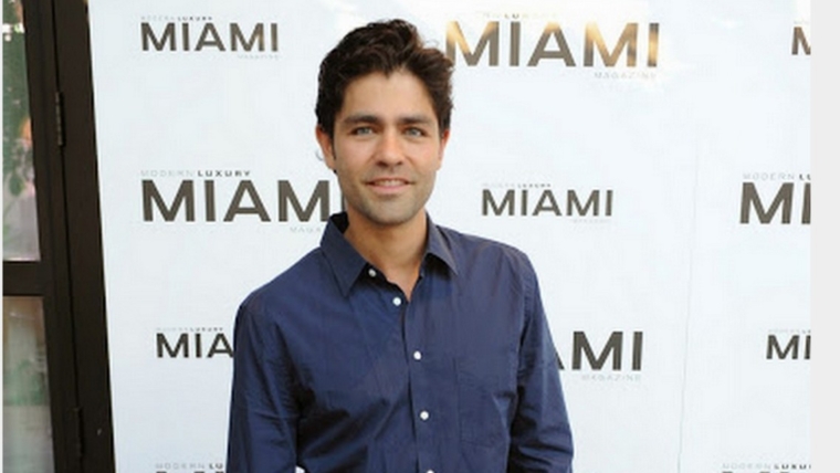 Entourage Star Adrian Grenier Celebrates Cover Issue