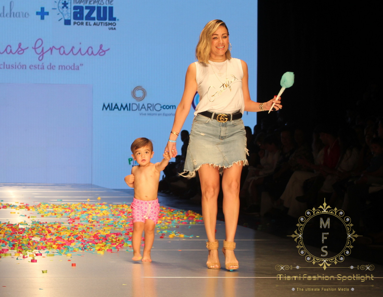 Hijos de Celebridades Latinas Caminan La Pasarela del Miami Fashion Week Con ‘La Inclusión está de Moda’ de Pamela de Haro