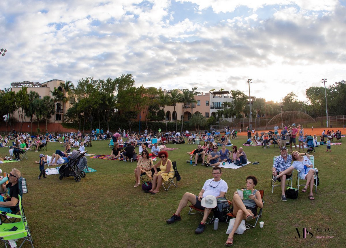 La Orquesta Sinfónica de Miami Celebra Temporada de Primavera con Concierto en el Histórico ‘Peacock Park’ 