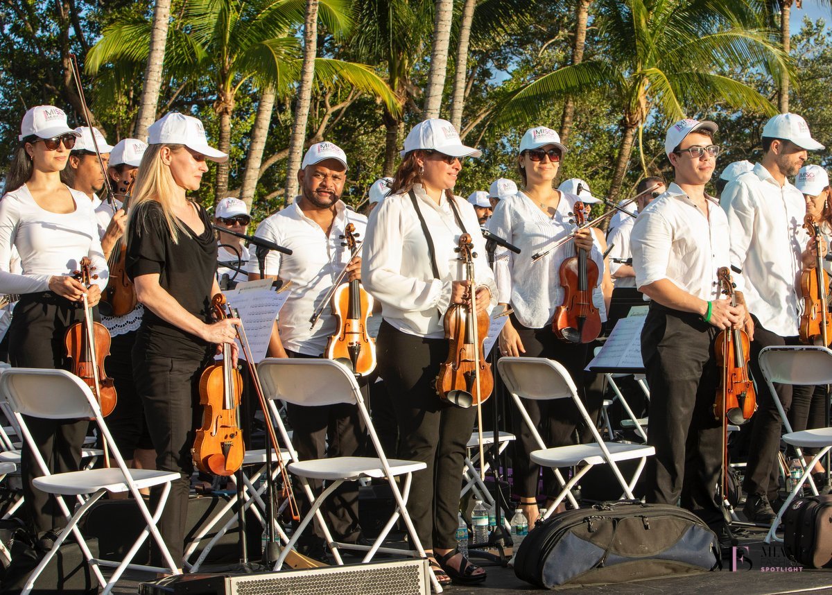 La Orquesta Sinfónica de Miami Celebra Temporada de Primavera con Concierto en el Histórico ‘Peacock Park’ 