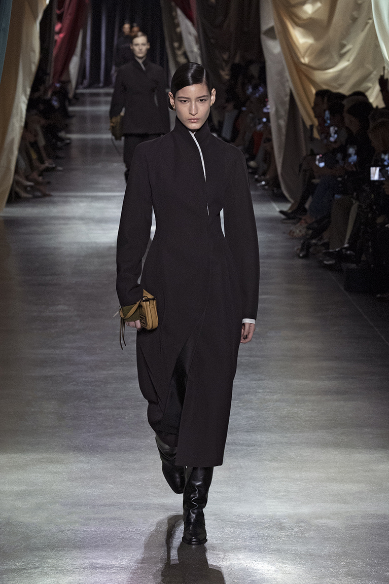 FENDI Womenswear Fall /Winter 2024: Ode to London and Rome