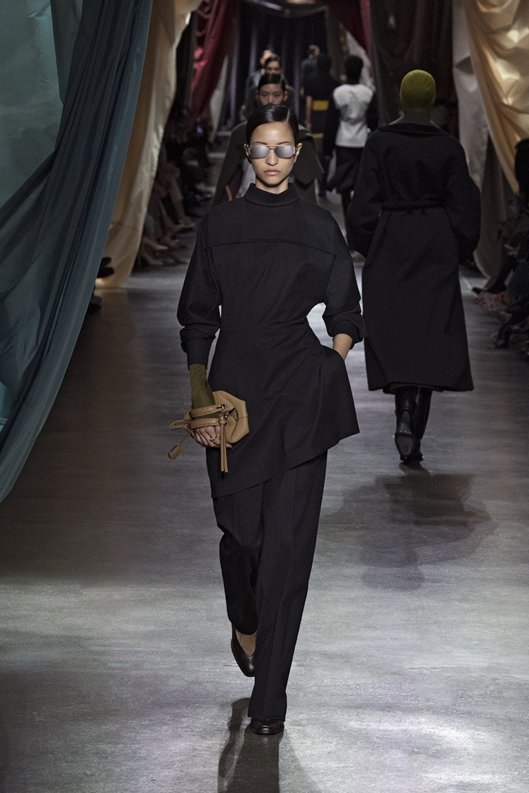 FENDI Womenswear Fall /Winter 2024: Ode to London and Rome