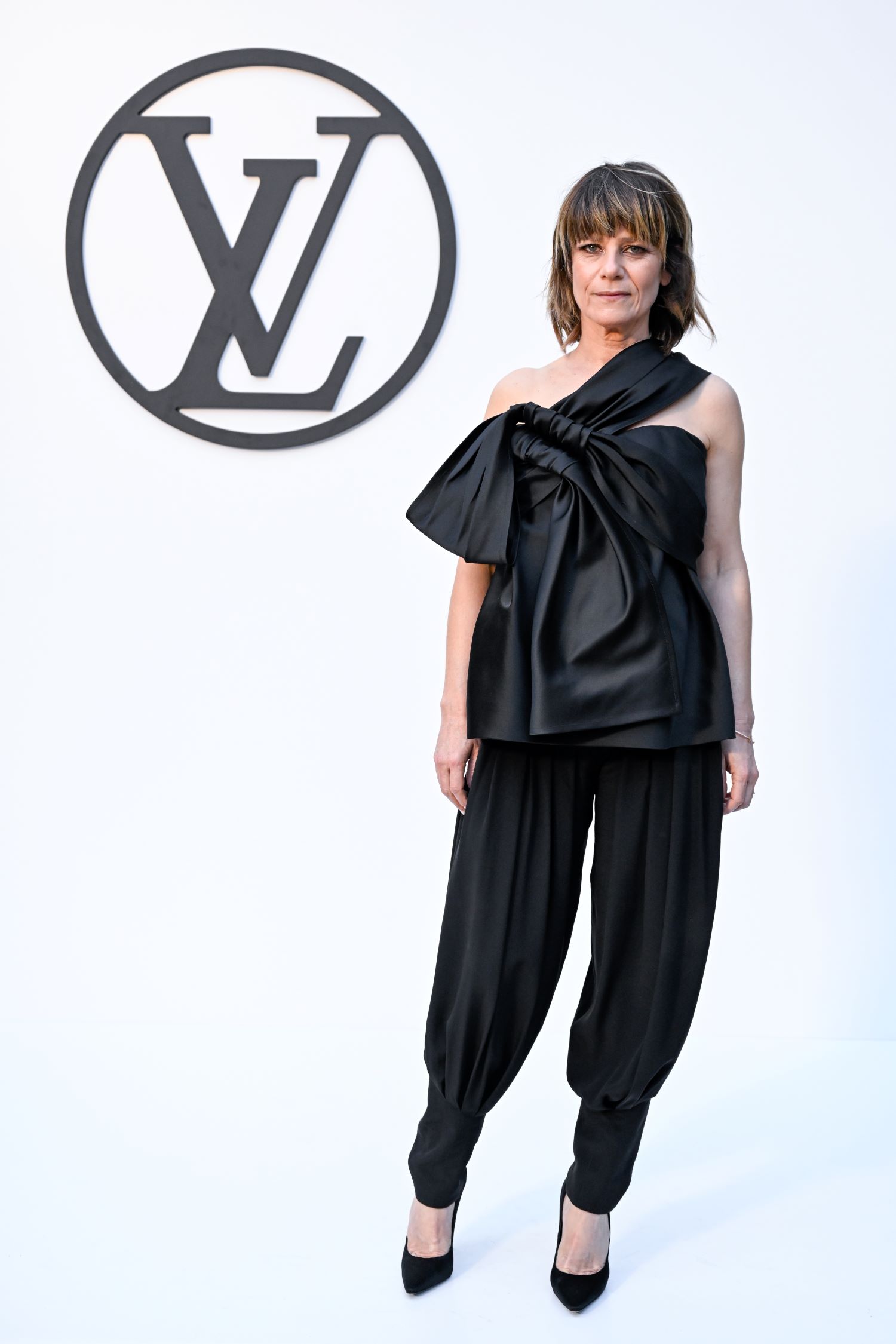 MARINA FOIS attending the Cruise 2025 Fashion Show by Louis Vuitton in Barcelona | CRUISE 2025 FASHION SHOW COLLECTION © Louis Vuitton – All rights reserved | Courtesy of Gnazzo Group.