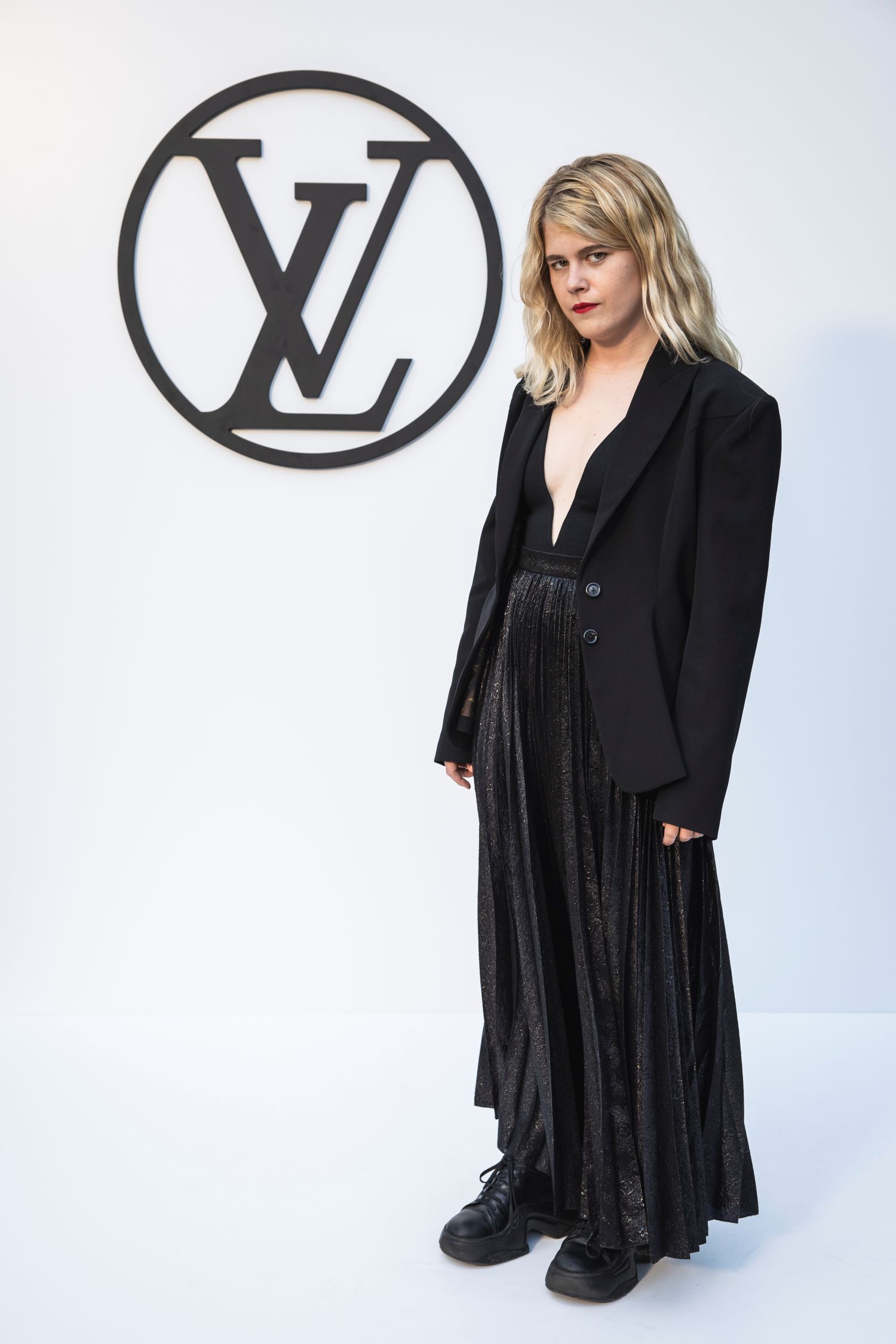 Zaho de Sagazan attending the Cruise 2025 Fashion Show by Louis Vuitton in Barcelona | CRUISE 2025 FASHION SHOW COLLECTION © Louis Vuitton – All rights reserved | Courtesy of Gnazzo Group.